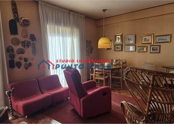 VIA MARCONI – Appartamento al 3°p. c/a – 180mq ca.