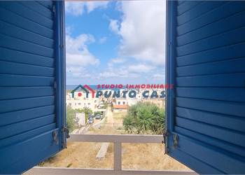 SAN VITO LO CAPO – Casa indipendente al P.T. vista mare – 70 mq ca. su lotto di 1.000 mq ca.